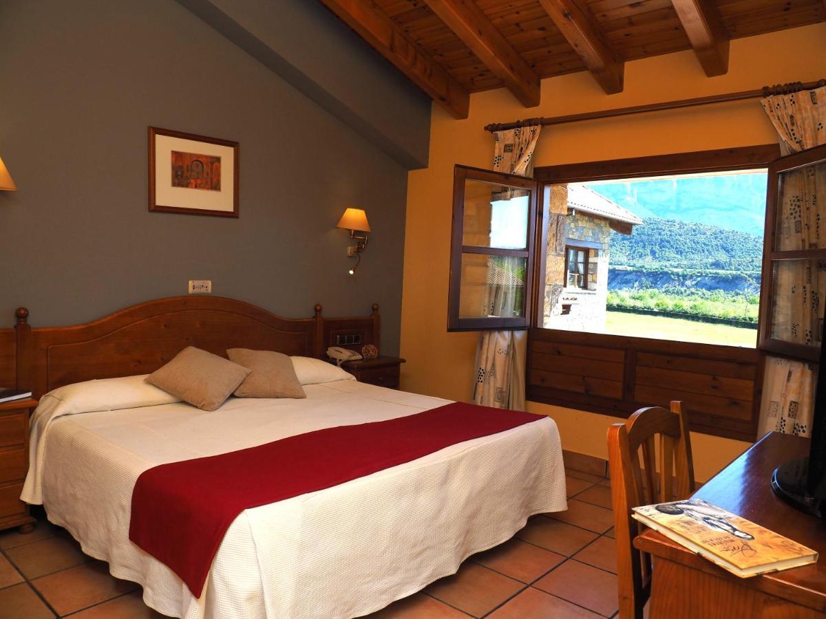 Hotel & Spa Pena Montanesa Aínsa Εξωτερικό φωτογραφία
