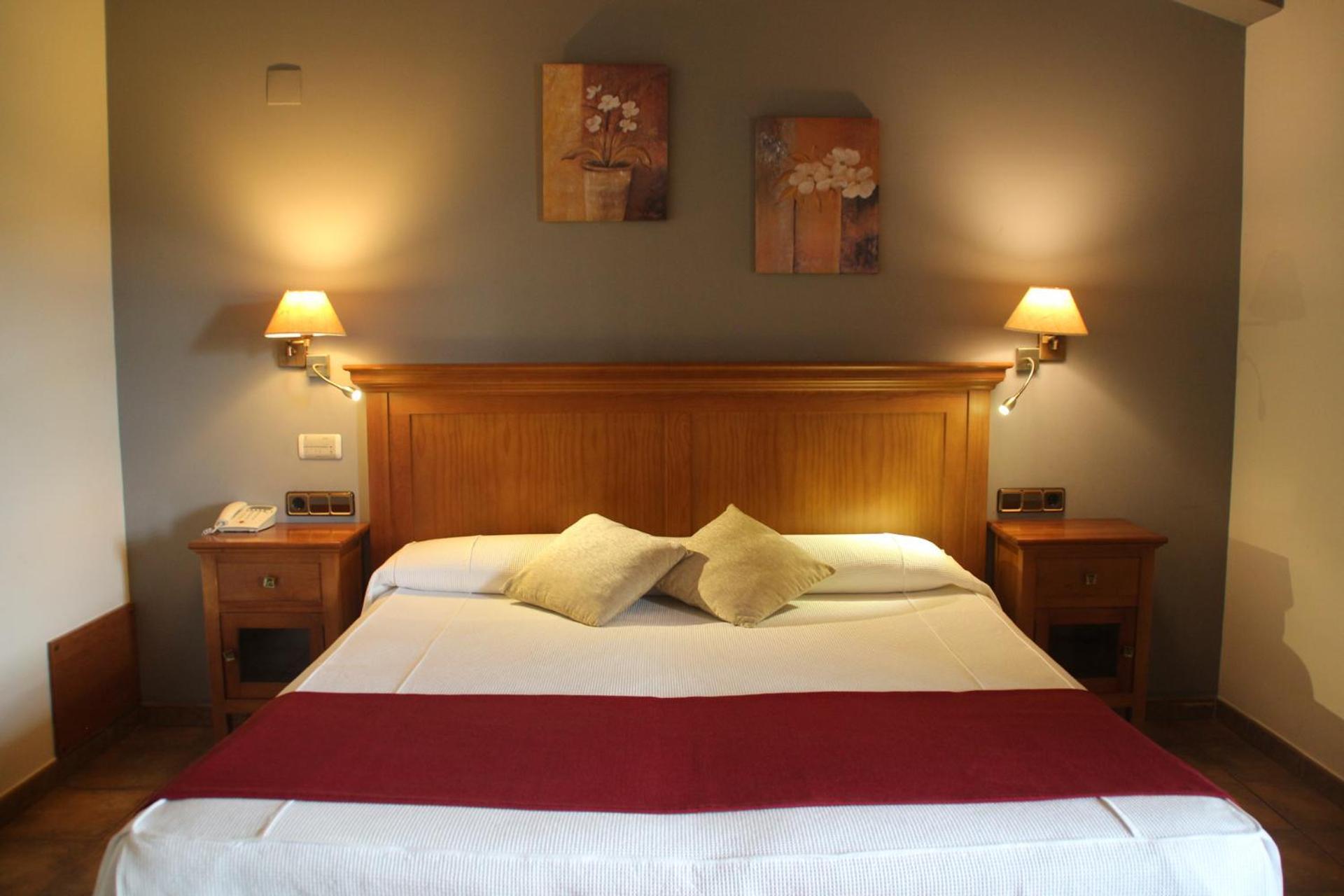 Hotel & Spa Pena Montanesa Aínsa Εξωτερικό φωτογραφία