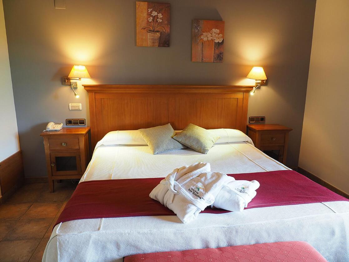 Hotel & Spa Pena Montanesa Aínsa Εξωτερικό φωτογραφία