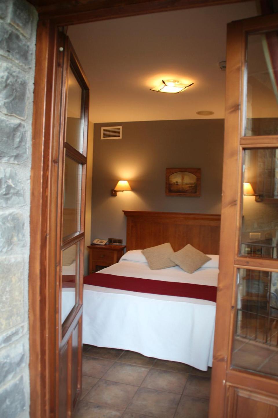 Hotel & Spa Pena Montanesa Aínsa Εξωτερικό φωτογραφία