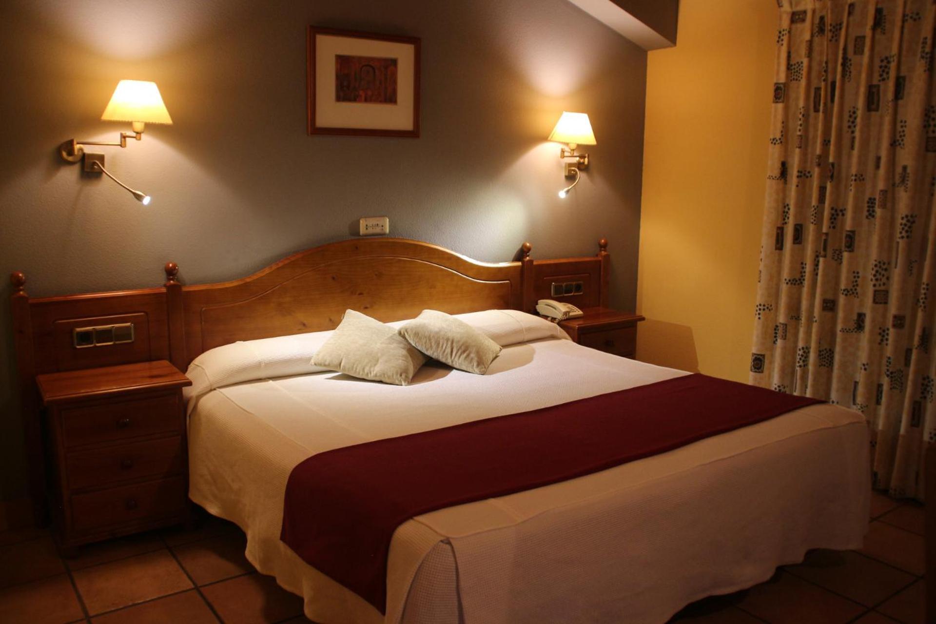 Hotel & Spa Pena Montanesa Aínsa Εξωτερικό φωτογραφία